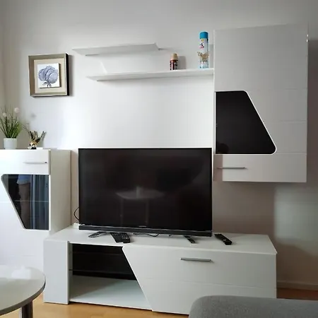 Apartment Roza *